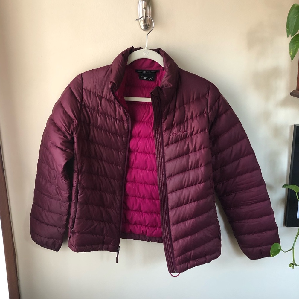 Marmot Jena 700 down fill puffer jacket in dark wine color size small
